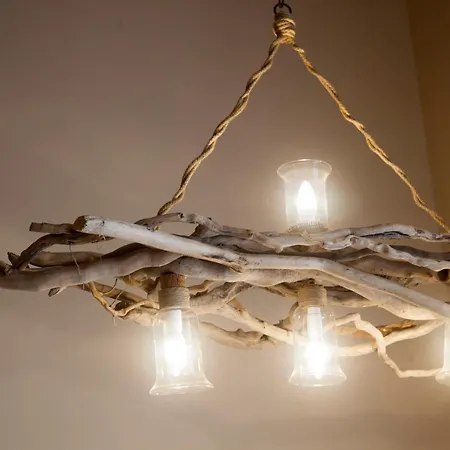 לינה וארוחת בוקר 3 Archi טרני