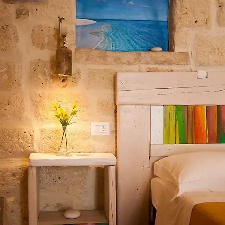 לינה וארוחת בוקר 3 Archi 4*