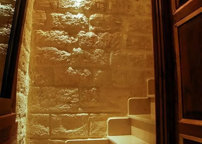 3 Archi לינה וארוחת בוקר 4*